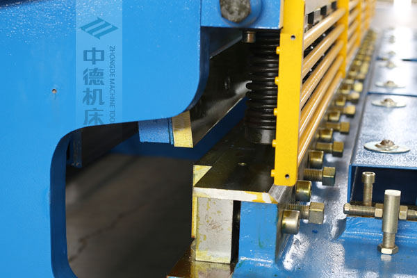 ZDS-432選用上海優(yōu)質(zhì)刀片，使用壽命更長.jpg
