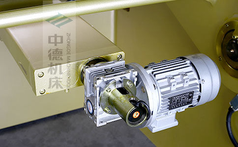ZDS-1032后檔料減速電機(jī)，質(zhì)量好，模擬運(yùn)算定位速度快.jpg